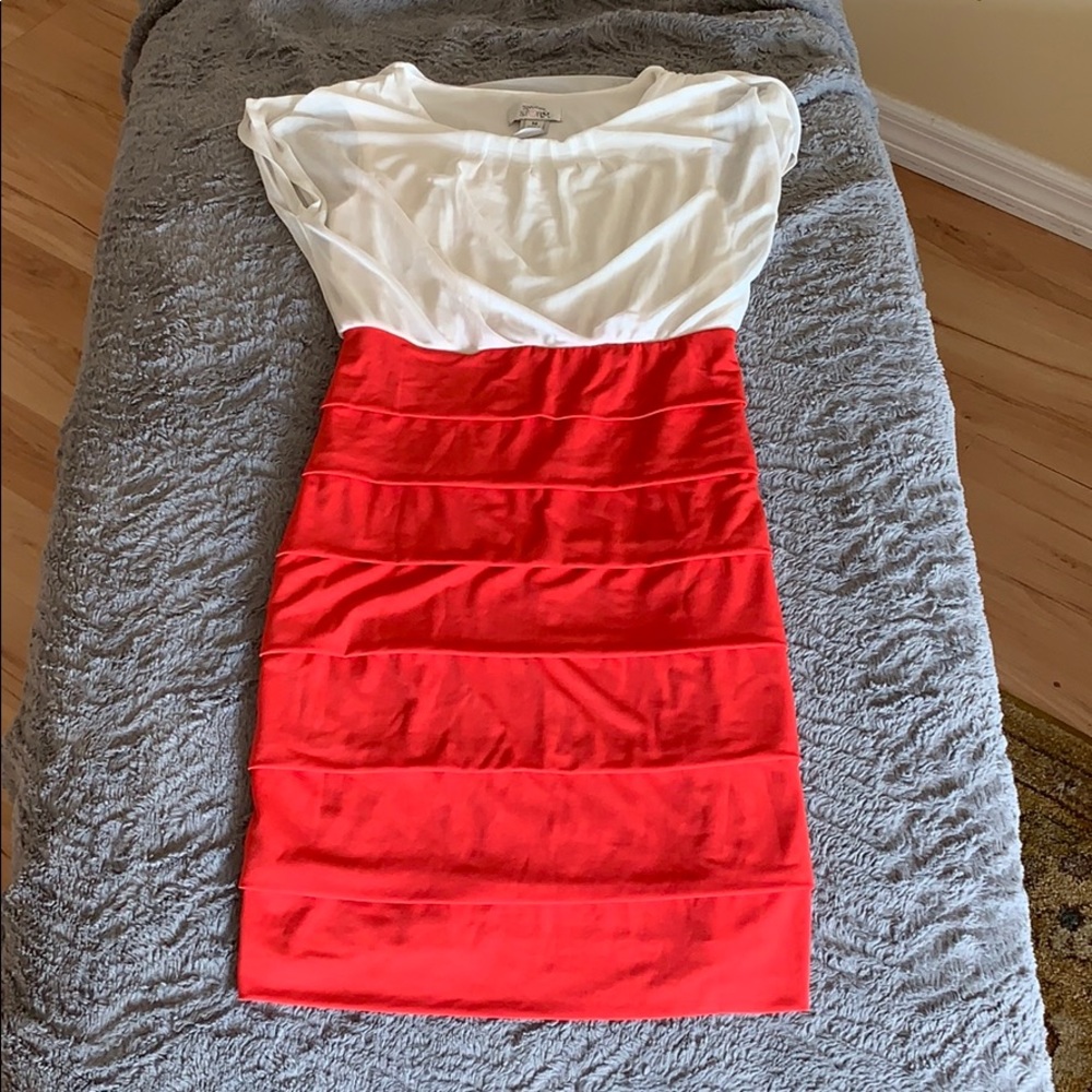 Medium dress